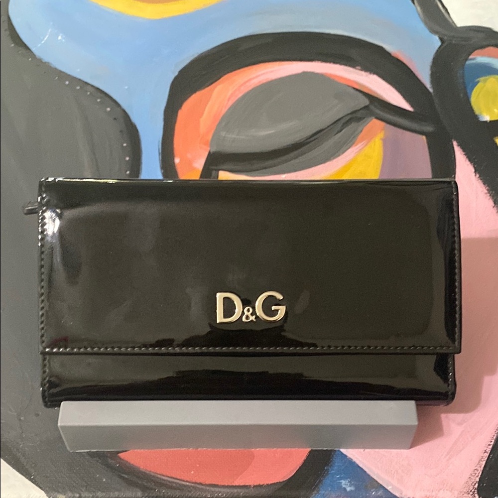 Dolce & Gabbana Glossy Black Wallet